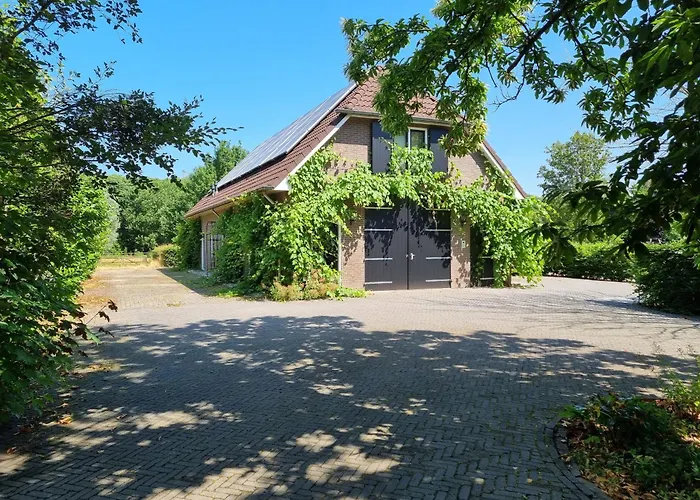 Prachtig En Zeer Ruim Vakantie-Appartement \