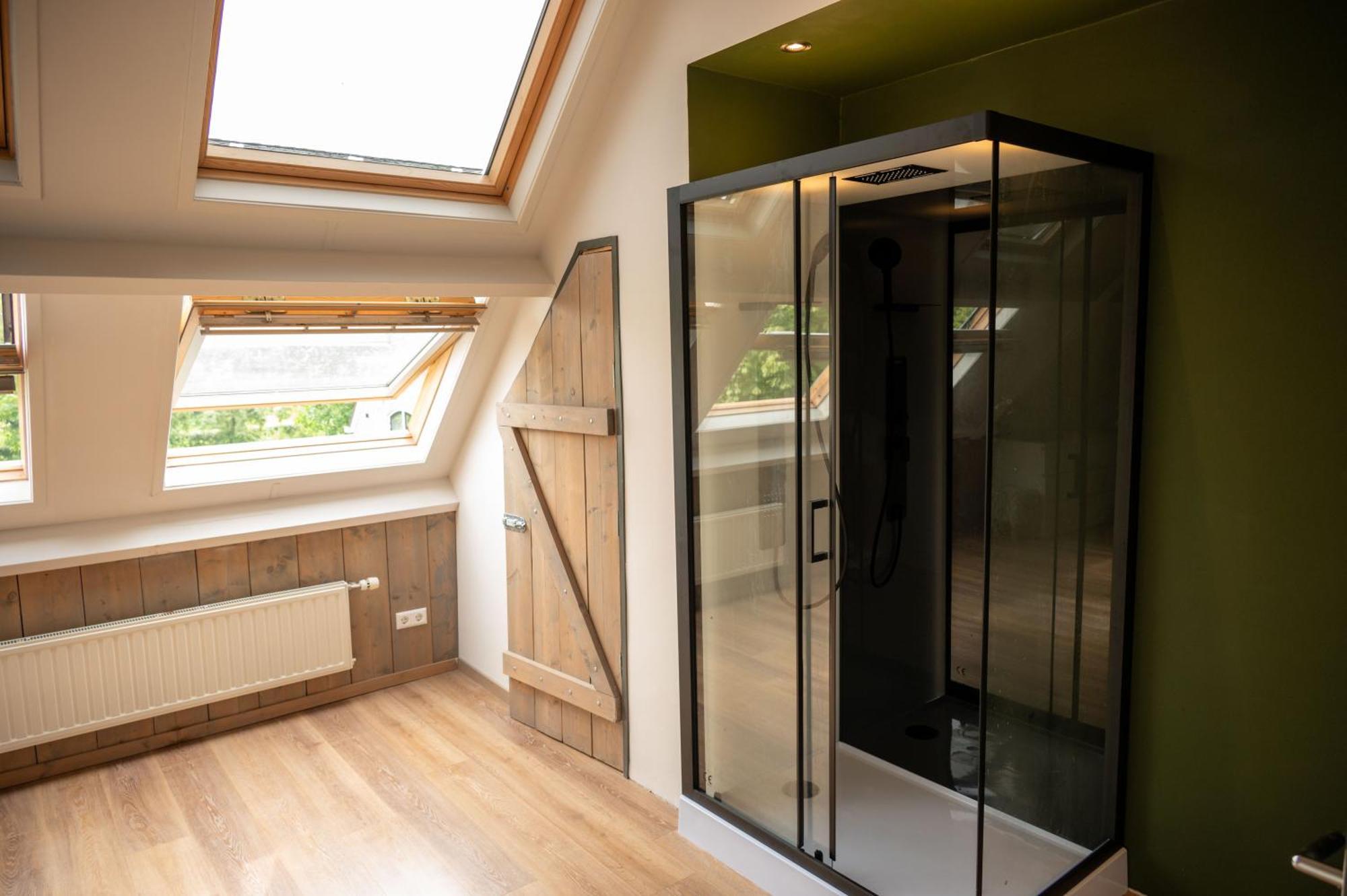 Prachtig En Zeer Ruim Vakantie-appartement 