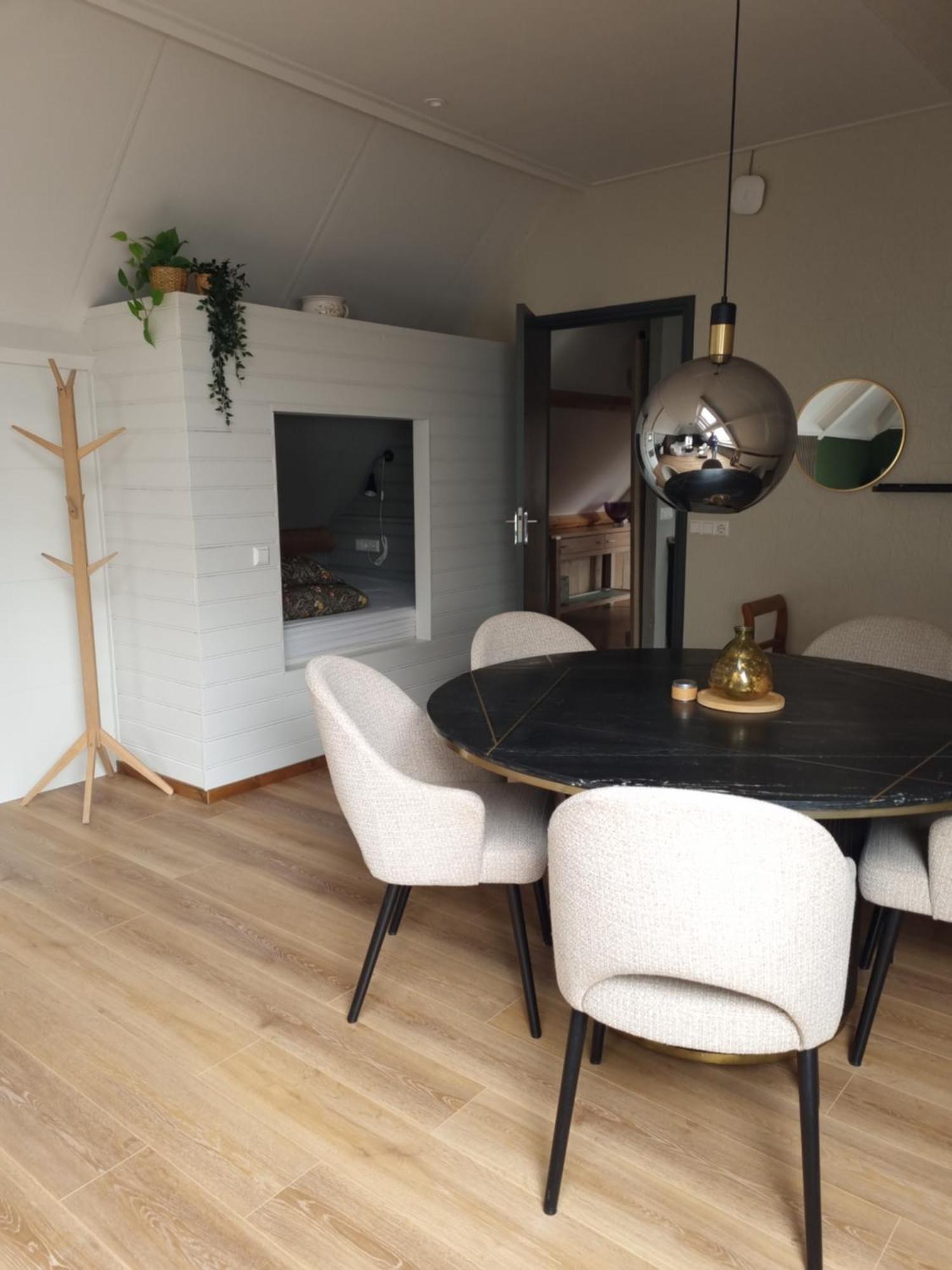 Appartement Prachtig En Zeer Ruim Vakantie-appartement 